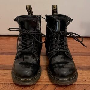 Dr. Martens Kids 1460 Black Patent Leather Lace Up Boots Size 11